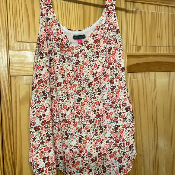 Vince Camuto V-Neck Floral Tank Blouse. Very feminine. Very pretty. Lined. - Picture 3 of 13